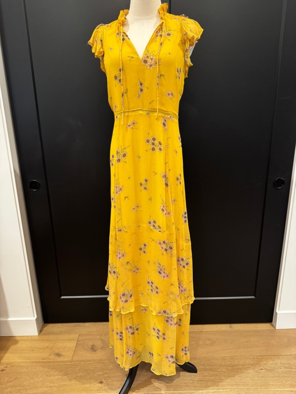 Ivy & Oak Yellow Floral Maxi Dress Ruffle Cap Sleeves Feminine Bohemian Size 8
